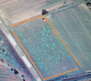 Ivanić Grad*PRILIKA* Poljoprivredno zemljište 13.500 m2 - cover