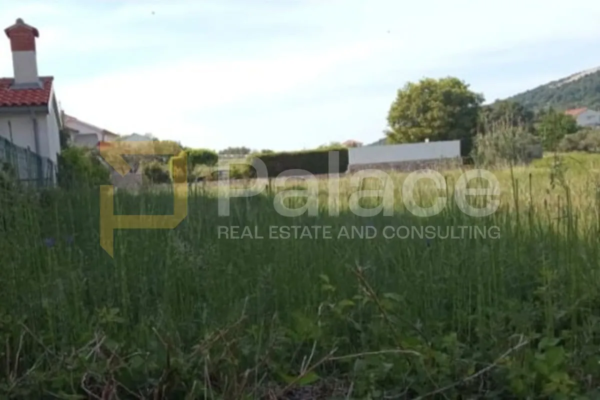 Građevinsko zemljište idealno za kuću na otoku Rabu, Mundanije, 502m² - cover