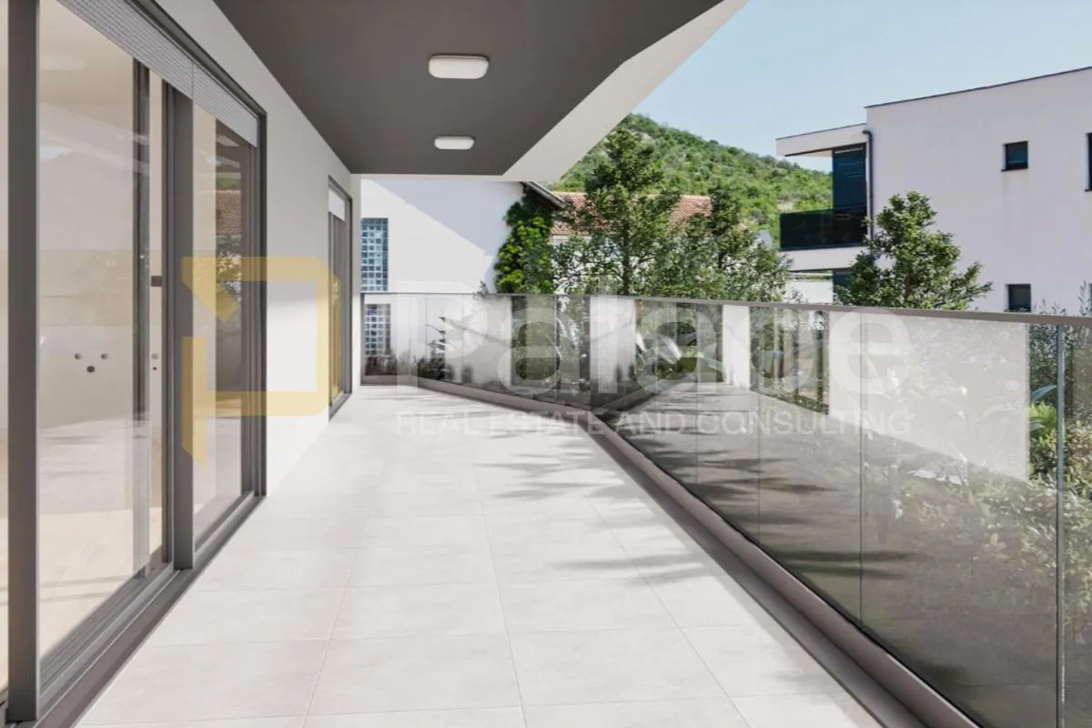Trosoban stan u novogradnji, 91m2, Rogoznica - cover