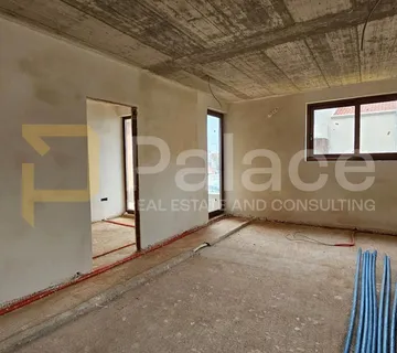 Kaštela - trosoban stan za dugoročan najam/poslovni prostor - Kaštel Gomilica, Kaštela