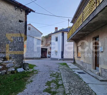 Obiteljska kuća u Studeni sa zemljištima u okolici površine 45 000m2 - cover