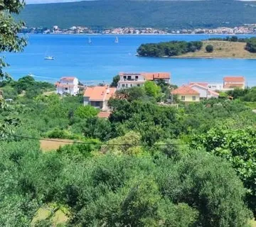 PAŠMAN : Prekrasno građevinsko zemljište u centru, 1400 m2 - Neviđane, Pašman