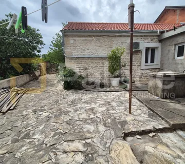 Pridraga: Autentična kamena kuća modernog interijera - cover