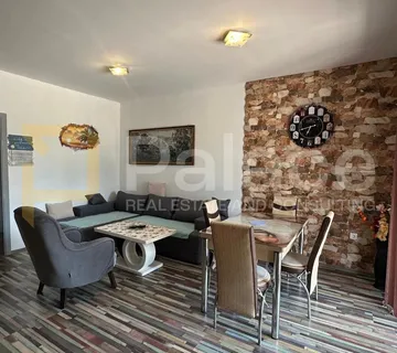 Potpuno namješten apartman Vir 61m2 - cover