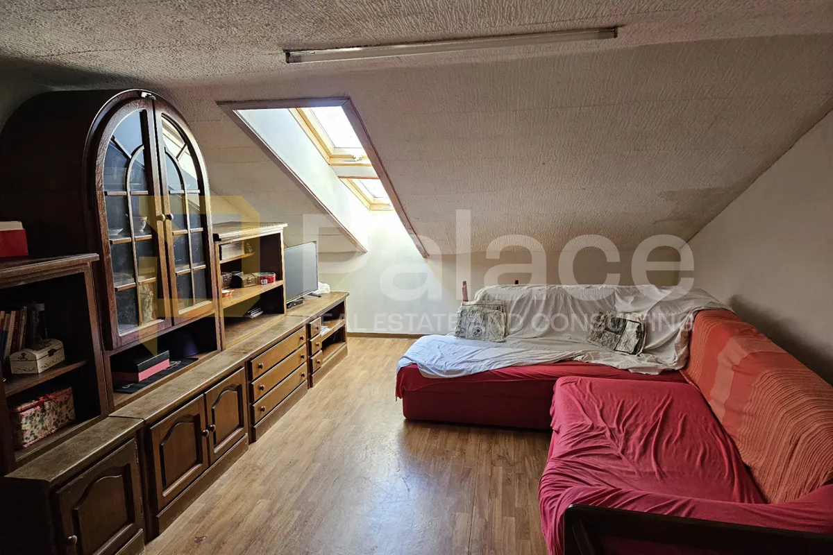 Trosobni stan 95 m2 + studio apartman 20 m2 s pogledom na more - cover