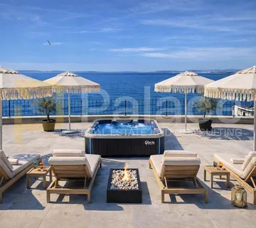 Luksuzan penthouse s pogledom na more, 102 m², Podstrana - cover