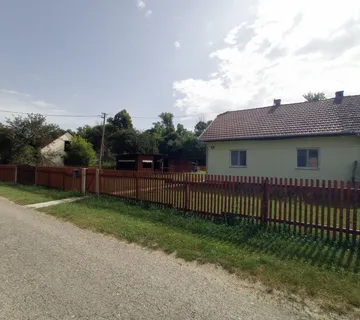 Bilje, Tikveš, dvije kuće za odmor u šumi pored rijeke, 156 m2 - cover