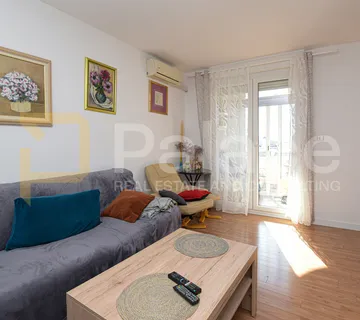 Skladno uređen trosoban stan u zgradi, Šibenik-Krvavice 74,6 m2