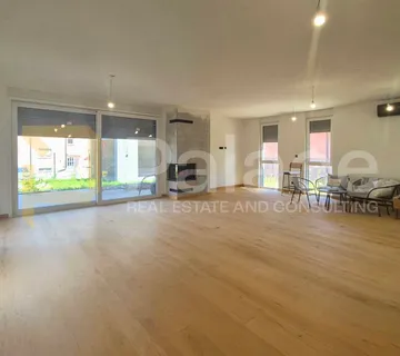 Sveta Nedjelja luksuzni Stan 214m2, s prekrasnim vrtom i sjenicom - Orešje, Sveta Nedelja