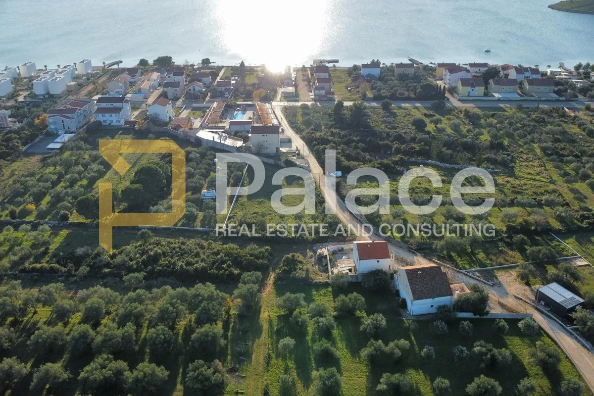 Turanj: Atraktivno građevinsko zemljište 929 m2 - cover