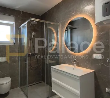 Trosobni stan u prizemlju sa vrtom - 95m2 - Sukošan