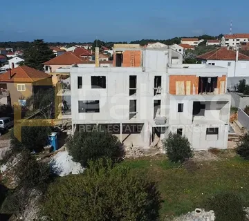 Pakoštane : Stan u novogradnji s komfornom lođom, 75 m2 - cover