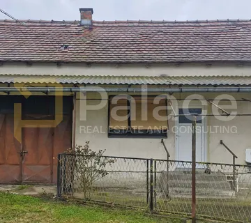 Obiteljska kuća s gospodarskim objektima i zemljištem - Ljupina, Nova Gradiška