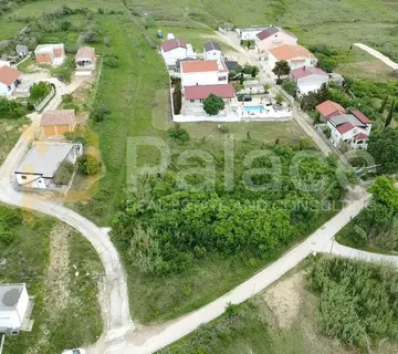 Rtina : Građevinsko zemljište 150 m od mora - Rtina, Ražanac
