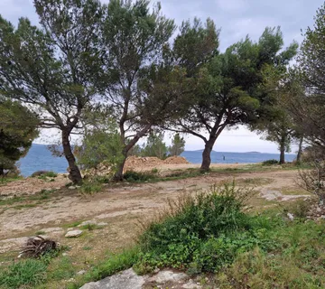 Zemljište uz more, uvala Kosirina, otok Murter 966 m2