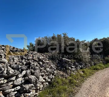 Poljoprivredno zemljište u Guberinama - Jadrija, Šibenik