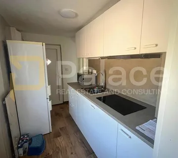 Šarmantan renoviran 1,5-sobni stan s velikom terasom i pogledom na zelenilo – Črnomerec - Zagreb