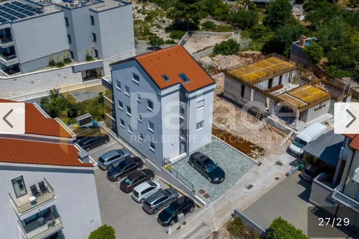 Dva potpuno uređena stana 60m od plaže, Rogoznica - cover