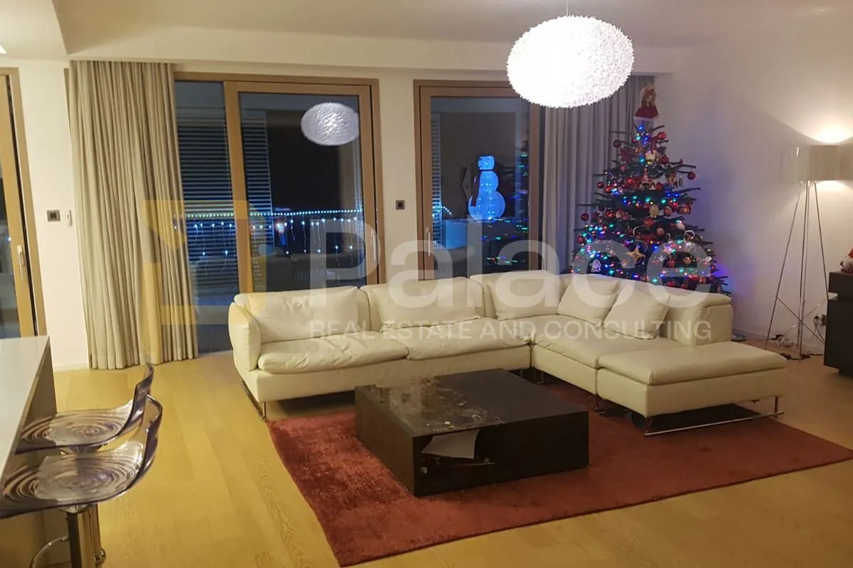 Prekrasan dvosoban stan u zgradi Bel Etage, Duilovo, 160m² - cover