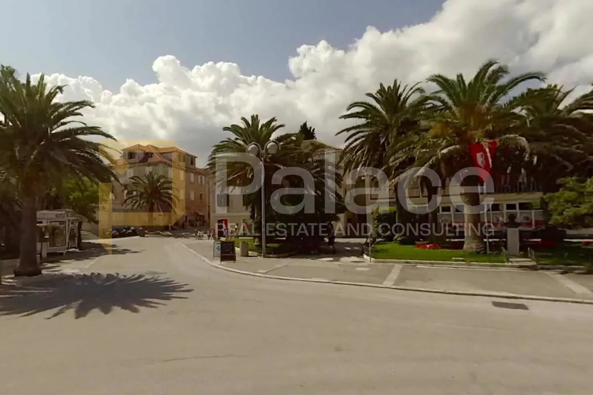 Kuća s apartmanima i restoran - prodaja kompletnog poslovanja - cover