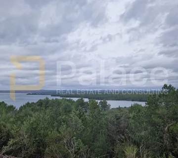 Poljoprivredno zemljište s pogledom na jezero, Bilice-Vrulje, 6748m2 - Stubalj, Bilice
