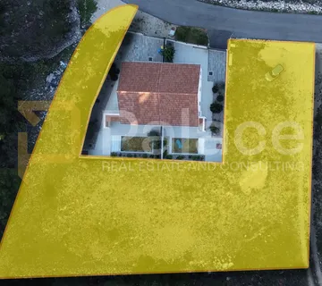 Bilice: građevinsko zemljište sa projektom 1162m2 - Stubalj, Bilice