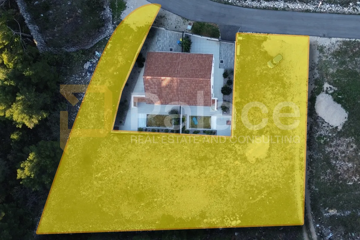 Bilice: građevinsko zemljište sa projektom 1162m2 - cover
