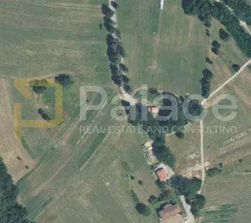 Poljoprivredno zemljište uz cestu u Studeni, Klana – 746 m² - Studena, Klana