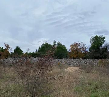 Građevinsko zemljište 1005 m2 u Dubravi - Dubrava kod Šibenika, Šibenik