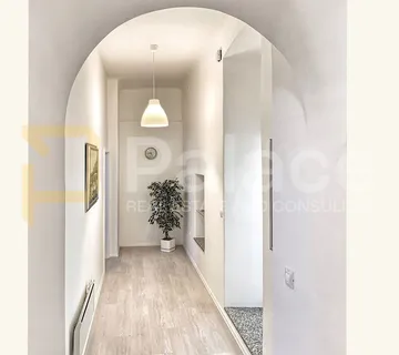 Prostran i sunčan stan za najam u centru Rijeke – 107 m² - cover