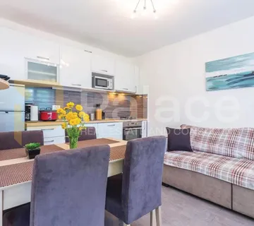 Apartman za radnike Kostrena – 2 spavaće sobe, terasa, parking - Šodići, Kostrena