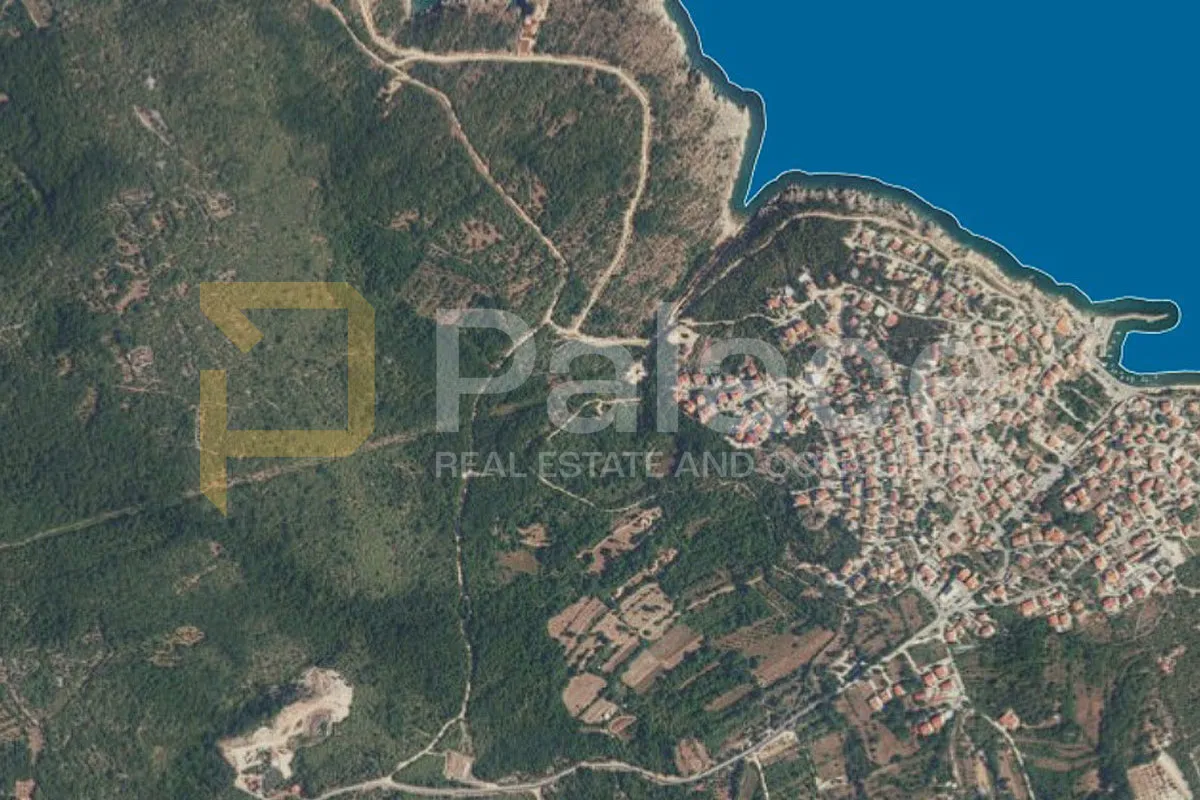 Poljoprivredno zemljište u Solinama – 850 m², blizina mora i kampa - cover