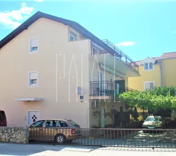Kuća s apartmanima blizu mora: Srima (Vodice), 300.00 m2 - cover