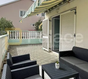 Dvosoban apartman Pakoštane 300m od mora 60m2