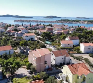 Građevinsko zemljište na Brodarici, 551 m2 - Brodarica