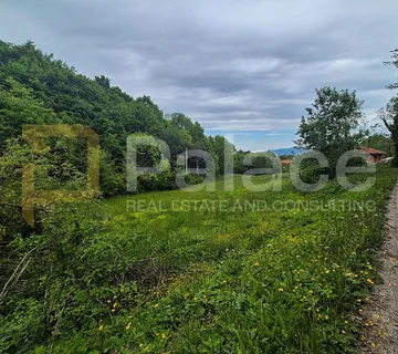 Samobor-Slavagora Zemljište 1233m2 u građevinskoj zoni oaza zelenila - Mala Rakovica, Samobor