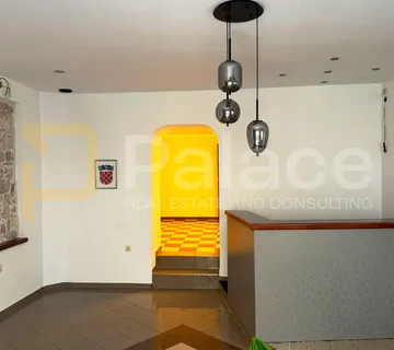 Poslovni prostor 50m2 - Šibenik