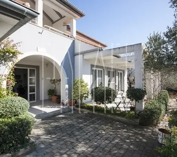 Luksuzna vila: Murter, katnica, 398 m2+1240m2 - Murter, Murter-Kornati
