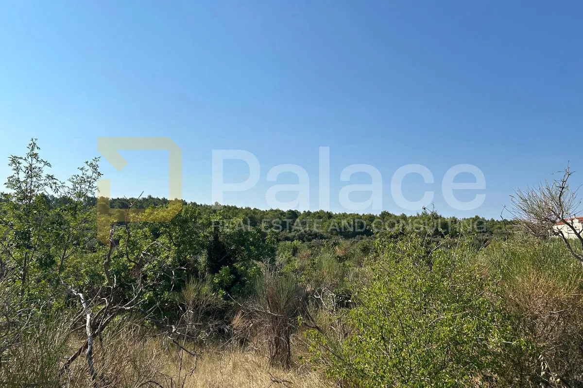 Građevinsko zemljište površine 5428 m2 na Brodarici - cover