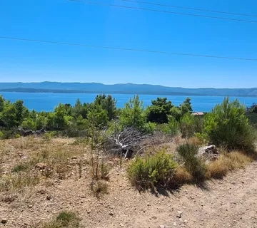 Poljoprivredno zemljište, Bol, 3082 m² - cover