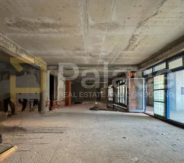 Poslovni prostor na Baldekinu, Šibenik, 250 m2