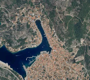 Parcela s projektom, prvi red do mora, Vela Luka - cover