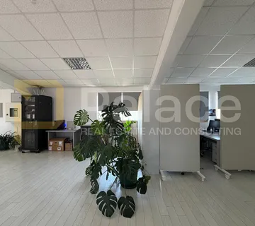 Zakup poslovnih prostora na samom ulazu u Bilice - Stubalj, Bilice