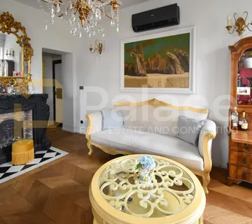 Luksuzan stan na atraktivnoj lokaciji, Bačvice 120m² - cover