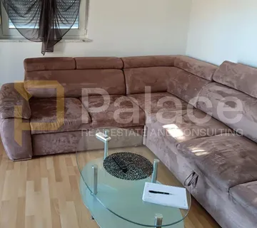 Kastav – Najam stana za 7 radnika, parking – 1.400 €/mj.