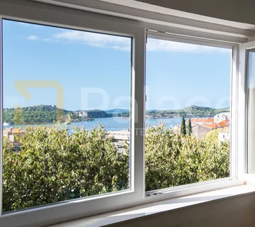 Stan u centru grada s predivnim pogledom - Šibenik
