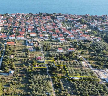 Imanje u Orebiću- Izvrsna investicija - cover