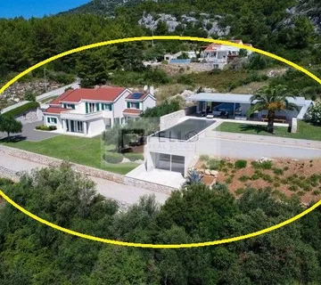 Luksuzna villa s bazenom i pogledom na more - Orebić