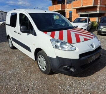 Peugeot Partner 1.6 HDI ++U PDV-u / rata 65,00EUR/mj. / KART./KREDIT++, 2013 god. - cover