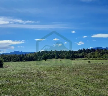 Poljoprivredno zemljište Gospić, 11104 m² - cover